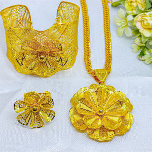 Satu Set Dubai India Gelang Kendari Kalung Liontin Cincin Berlapis Emas 24K Gold Perhiasan Hadiah Pernikahan Anti Karat Tidak Mudah Luntur Set & Paket Aksesoris