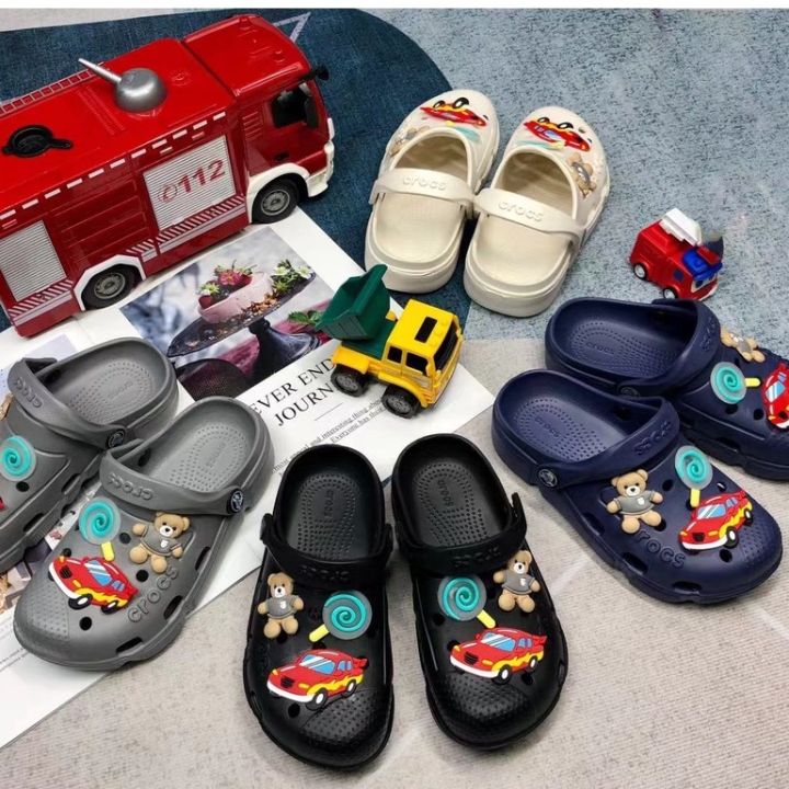 Sandals for Kids Boys Ages 2.5 to 8 Years Old Crocs Design with