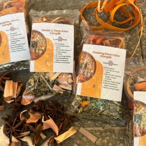 SPECIAL (10 pc) Wedang Kelor Jahe Secang Bunga Lawang Pekak Sereh Atasi Asam Urat Rematik Kolesterol Kanker