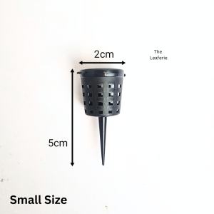 The Leaferie Fertiliser basket  pod with lid (2 sizes). box large plastic fertiizer container