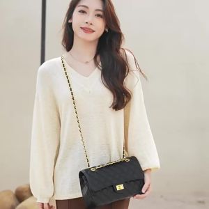 Caviar-colored small-style fashion bag CF Crossbody bag with diamond pattern and chain medium-sized genuine leather double-flap bag with a high-end feel