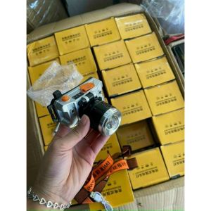 ĐÈN PIN ĐỘI ĐẦU CẢM BIẾN VẪY TAY - SIÊU SÁNG CHIỀU XA 300m - SIÊU SÁNG - CHỐNG THẤM NƯỚC - TÙY CHỈNH XA GẦN--- -TS-