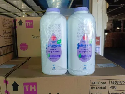 Phấn Johnsons Baby Power Siêu Thơm Siêu Mịn 380g màu Tím
