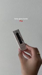 [CHÍNH HÃNG] Son Bóng Dạng Thỏi Fenty Beauty Gloss Bomb Stix High-Shine Gloss Stick 3.6g