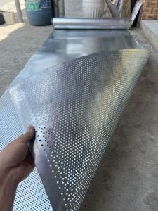 (Khổ cao 1m - dài 1m 2m 3m .) Tôn lỗ mạ kẽm tôn đục lỗ mạ kẽm lưới ruồi kẽm chống rỉ lỗ 4 li