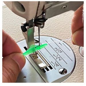 Auto Needle Threader Wire Loop Fish Type DIY 1 Pc