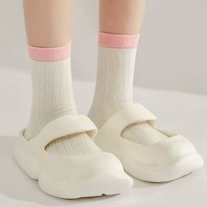 ถุงเท้าไม่มีกระดูกถุงเท้ายาวถึงกลางน่องของผู้หญิงต้นฤดูใบไม้ร่วงใหม่ลายสีจับคู่ถุงเท้าผู้หญิงถุงเท้าสีลูกกวาดถุงเท้าขนสำหรับผู้หญิง