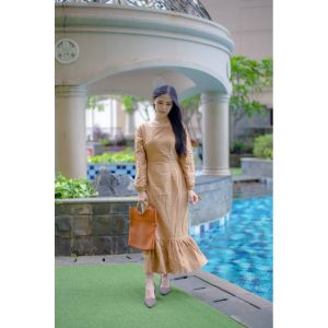 Long linen dress 777A Bahan linen rami Ld 100cm P 125cm ada sleting belakang