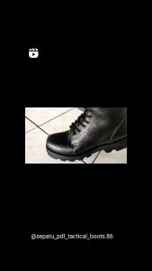 Sepatu PDL Molding Semi Kulit: Bahan Berkualitas Tinggi & Desain Stylish