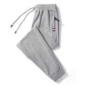 เกาหลีรุ่นกระเป๋าซิปเก้าจุดกางเกงลําลองผู้ชายขนาดใหญ่หลวมกีฬากางเกงขายาว