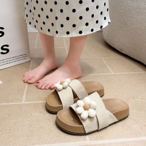 [Free Shipping] Small-Sized Thick-Soled Height-Increasing Sandals For Women 2026 Summer New Style Soft Leather Soft Sole Floral Embellishments Versatile For Pairing With Dresses