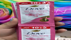 Sữa tắm Dove serum hương hoa muối hồng dây 10 gói.