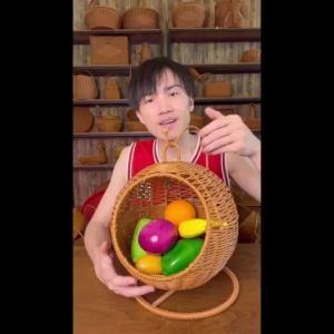 高檔水果籃 水果盤 果籃 貓窩 狗窩 手工藤編籃 客廳擺件 水果籃 Household High-End Living Room Fruit Basket Fruit Plate Kitchen Fruit Basket Drain Storage Kitten Litter Kennel Handmade Rattan Basket。。。