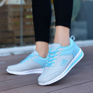 Plus Size Soft-soled Sneakers Womens Autumn Winter Leather Breathable Casual Shoes Student Versatile Travel Running Shoes