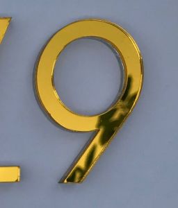 ป้ายเลขที่บ้านสีทอง ป้ายบ้านมงคล ป้ายบ้านเลขที่มงคล ป้ายเลขที่บ้านสีทอง เลขที่อะคริลิตสีทอง สูง6cm หนา5mm สวย มิติ เรียบหรูDesignfac
