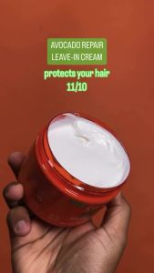 Giảm độ phồng của tóc Cantu Shea Butter for Natural Hair Define and Shine Custard 340g - giúp giảm độ phồng của tóc kéo dài các lọn tóc và cung cấp đủ độ giữ nếp cho kiểu tóc lâu dài.