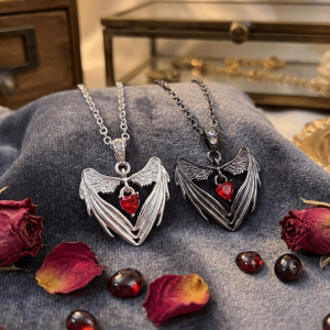 FORTUNESS Red Rhinestone Gothic Clavicle Chain Alloy Black Silver Bat Wings Pendant Necklace Dark Aesthetic Vintage Style Halloween Heart Choker Women