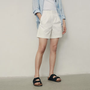 [Online Exclusive - Korea Collection] Giordano Women 100% Cotton Mid Rise Pleated Shorts