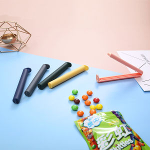 คลิปหนีบอเนกประสงค์ คลิปหนีบขนม คลิปหนีบถุงอาหาร เครื่องซีลปากถุง คลิปหนีบถุงพลาสติก ก้านซีล ขนาดเล็ก เรียบง่าย และใช้งานได้จริง