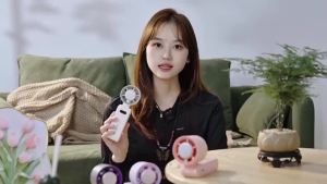 Quạt cá nhânTurbo cầm tay tiện dụng có thể gập lại Quạt cầm tay/bàn/Cổ 3 trong 1 có thể sạc lại quạt làm mát