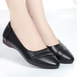 WAV Sepatu Formal Pantofel Hitam Wanita Kulit Berkualitas Untuk Kerja Kekinian Model Korea