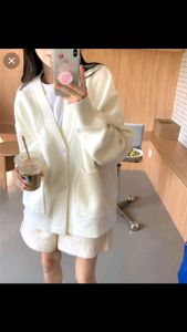 Great BKK 🌷N e w✨️ เสื้อคลุม ไหมพรม คาร์ดิแกน โอเวอร์ไซต์ สไตล์เกาหลี ผ้าหนานุ่ม สาวอวบใส่ได้ เสื้อกันหนาว Cardigan oversize มีกระเป๋า2ข้าง คุณสมบัติของผ้า