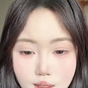 Liangnishi One-Strok Eyeliner Stamp Pen 靓妮诗一体式眼线印章笔