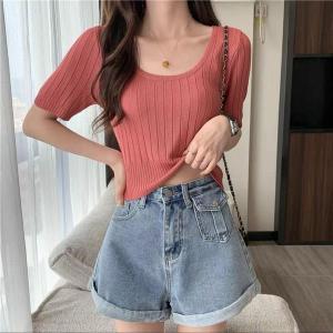 Rajut Import Crop Strip: Blouse Rajut Motif Garis & Crop Top Blaster Rajut