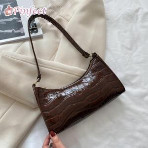 [Pinfect] Fashion Vintage Alligator Pattern PU Leather Shoulder Bag Women Summer Casual Hobos Underarm Bag Ladies Solid Color Street Sling Bag Zipper Handbag Totes