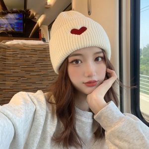 DAN S งานปัก หมวก skullies beanies รัก ทำด้วยผ้าขนสัตว์ สีทึบทึบ หมวกถักหัวใจ อบอุ่นและอบอุ่น อีลาสติก สำหรับผู้หญิง