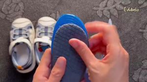 Insoles for Airtag Hidden Holder Tracker Devise Case for Kids Comfortable Inserts for Childrens Shoes Cute Cartoon (135-150mm)