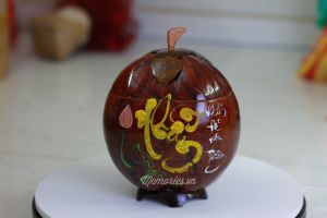 Vỏ Giữ Ấm Bình Trà Trái Dừa Khắc Chữ Thư Pháp Quà Tặng Lễ Tết / Trang Trí Handmade Decor Crafts Memories vn
