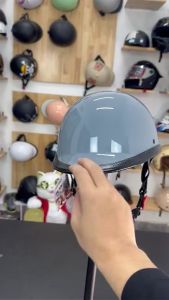 Nón Bảo Hiểm Lưỡi Trai Nửa Đầu Đua Ngựa Màu Xám Hot Trend Thời Trang Đi Trong Phố - Bảo Hành 12 Tháng DANSHOP Mũ Bảo Hiểm Thời Trang - An Toàn - Giá Rẻ - Chất Lượng