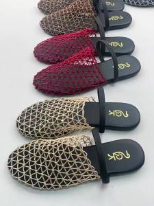 [Free Shipping] Fashionable Slip-On Flat Sandals 2025 Summer New Hollow-Out Comfortable Beach Half-Slippers