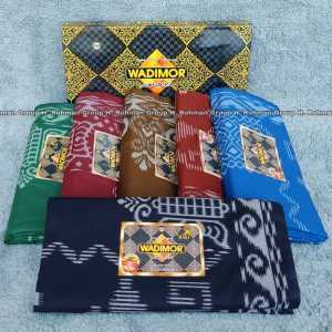Sarung WADIMOR Pria Dewasa Hitam Putih Polos Warna Tumpal & Nontumpal Sarung Santri Simpel Elegan