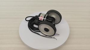 ใหม่และต้นฉบับ Autonics ตัวเข้ารหัสแบบโรลเลอร์ ความเสถียรของพัลส์ ENC-1-1-T-24 ENC-1-2-T-24 ENC-1-3-T-24 N-24 4 5 6-V-24