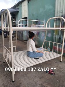 Giường tầng sắt cho công nhân viên lắp ráp giá rẻ số lượng lớn sẵn hcm