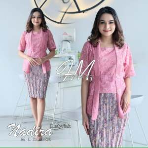 Set Kebaya Nadira Kutubaru Brokat Tangan Pendek