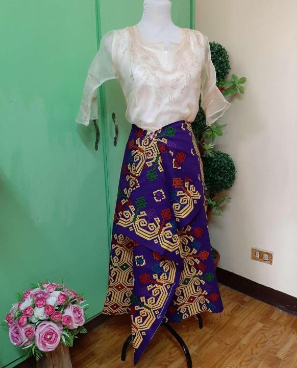 malong dress design This is how you wear a Malong In the Kinattibanglan print, here's one of the many various ways to wear our Unisex Handloomed Poncho! Styled with the new Chinoy Barong in