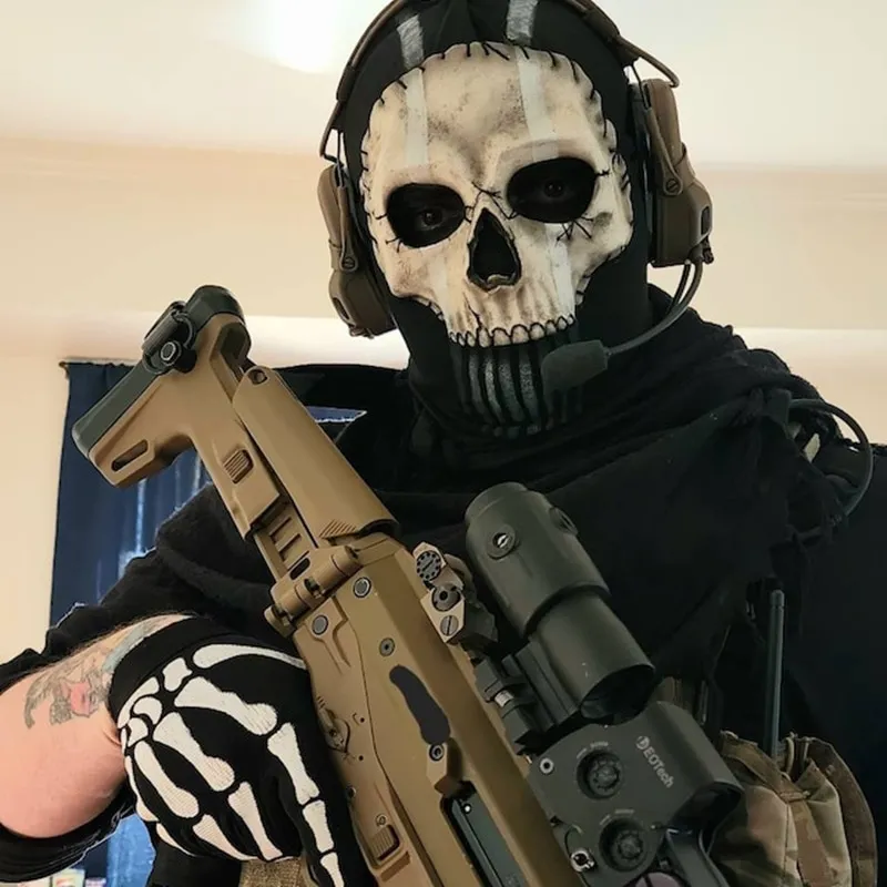 Unisex Horror Ghost Skull Mask ghost Call of Duty Latex Headgear Helmet  Cosplay Perform Party Masquerade