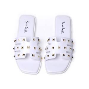 Sara Sara Pyramid I Sandal Slop Flat Wanita Stylish Casual Motif Trendy Kekinian Kualitas MALL