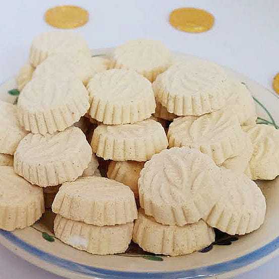 COD Kue Satu Original 100gr Kue Satru Putih Cemilan Snack Makanan ...