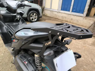 Aerox V2 Rm Rack AlphaTop Box Bracket