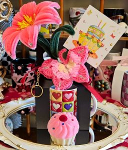 Limited Edition: Gift set Pink and Colorful 3d hearts sublimation mug with crystals with card gift box handmade flower for graduation birthday celebration for girls mothers gift