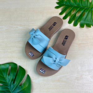 THREELOOK official - Sandal Kulit Wanita Terbaru 2023 Sandal Teplek Wanita Sandal Wanita Kekinian Anti Licin Sendal Kokop Slide Slop Terbaru - Naori