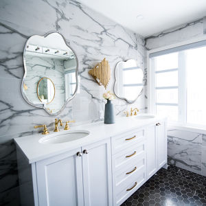 Irregular Mirror FLOWER Aesthetic Kaca Wastafel bunga 60 x 60