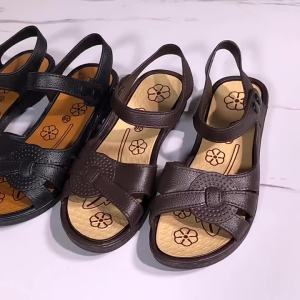 [Free Shipping] Old-Fashioned WomenS Sandals Flat Non-Slip Outdoor Plastic Rubber Shoes Shoes For Middle-Aged And Elderly People MomS Sandals