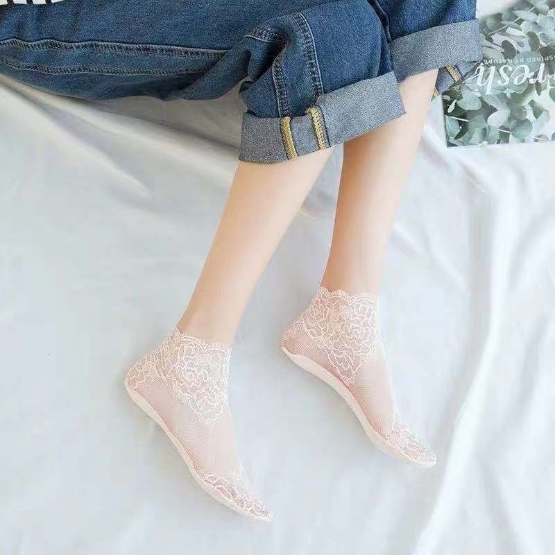 [Lady Sugar] 2 Pairs/Set Lace Invisible Socks for Women Soft Solid Color Pure Cotton Rose Carving Silk Stockings Lace Boat Socks Hollow Non-slip Shallow Socks