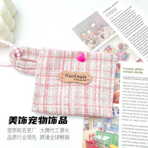 Pet accessories from the source factory: pet waste bag decorative storage bag small and stylish portable with a hanging strap essential for going out