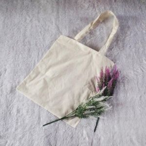 Totebag Broken White Kanvas Blacu Perekat Ecoprint Media